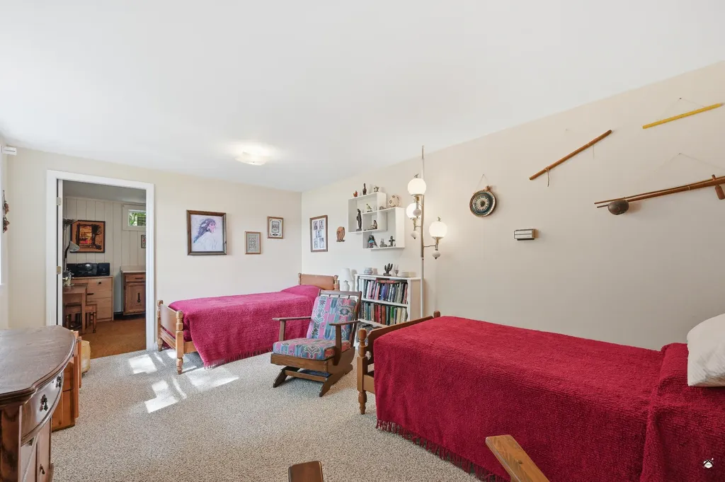 65 Lakeshore Drive Belgrade ME 04918