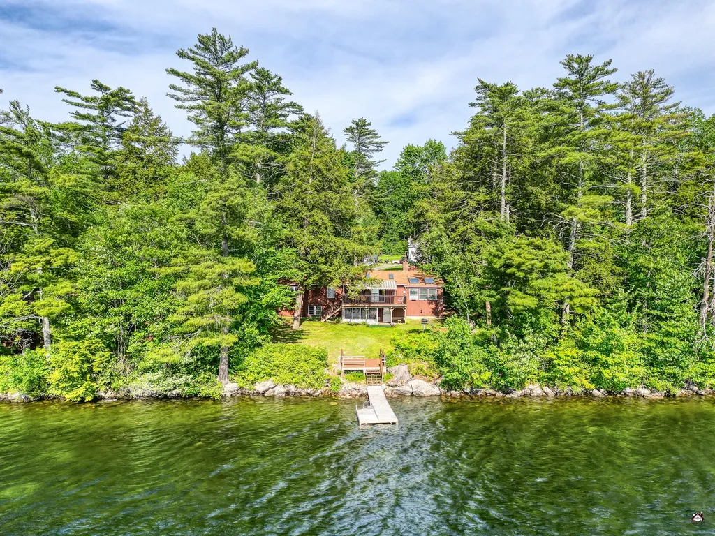 65 Lakeshore Drive Belgrade ME 04918