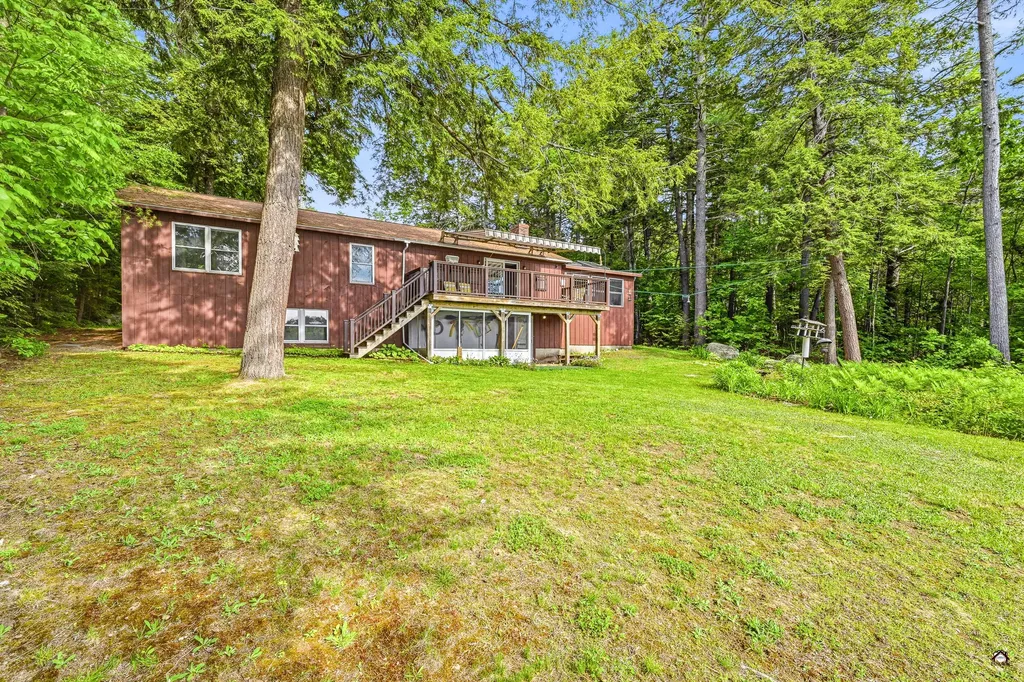 65 Lakeshore Drive Belgrade ME 04918