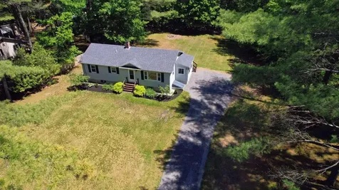 708 E River Road Skowhegan ME 04976