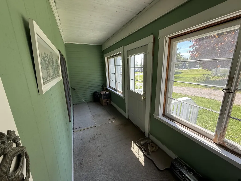 412 U.s. 1 Highway Monticello ME 04760