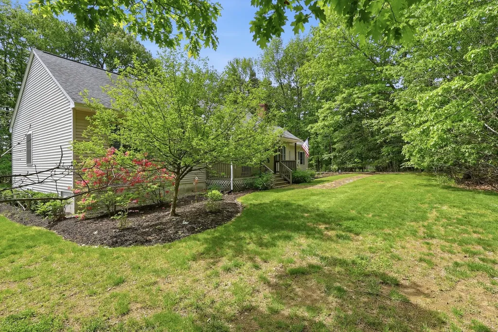 36 Wescott Circle Buxton ME 04093
