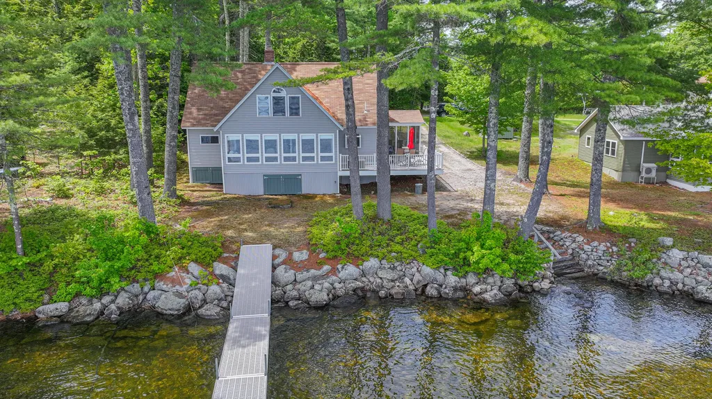 Sebago ME, 116 Salmon Point Road