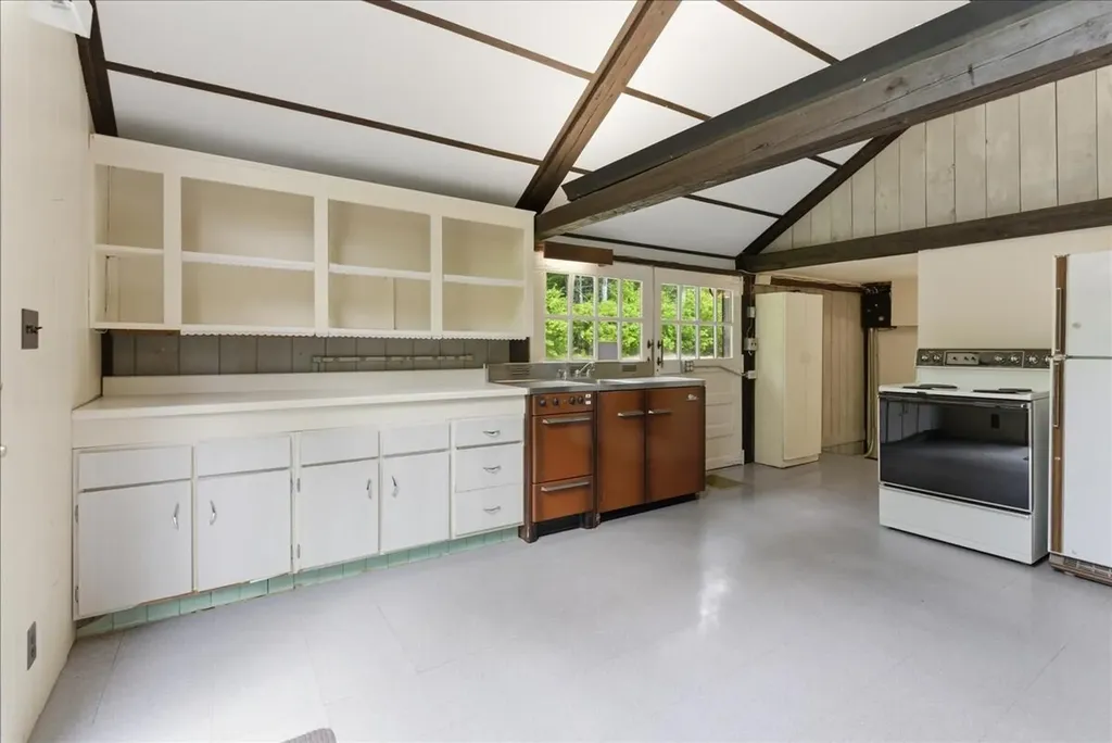 89 Bryant Road Buckfield ME 04220