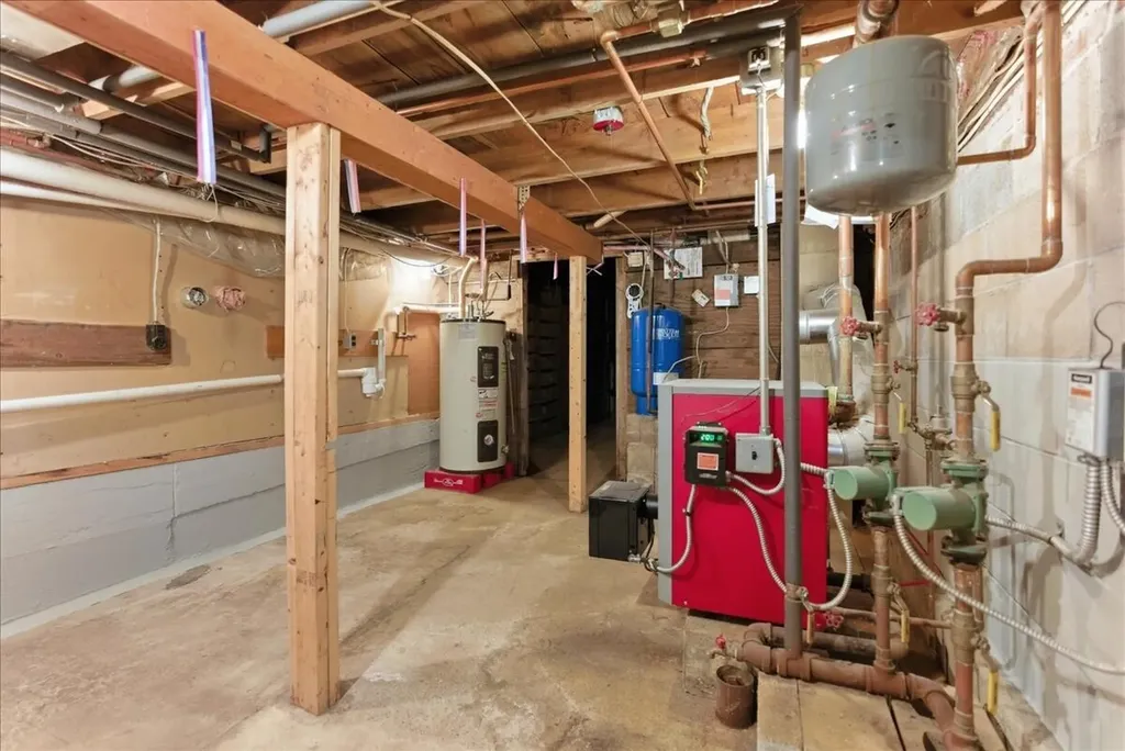 89 Bryant Road Buckfield ME 04220