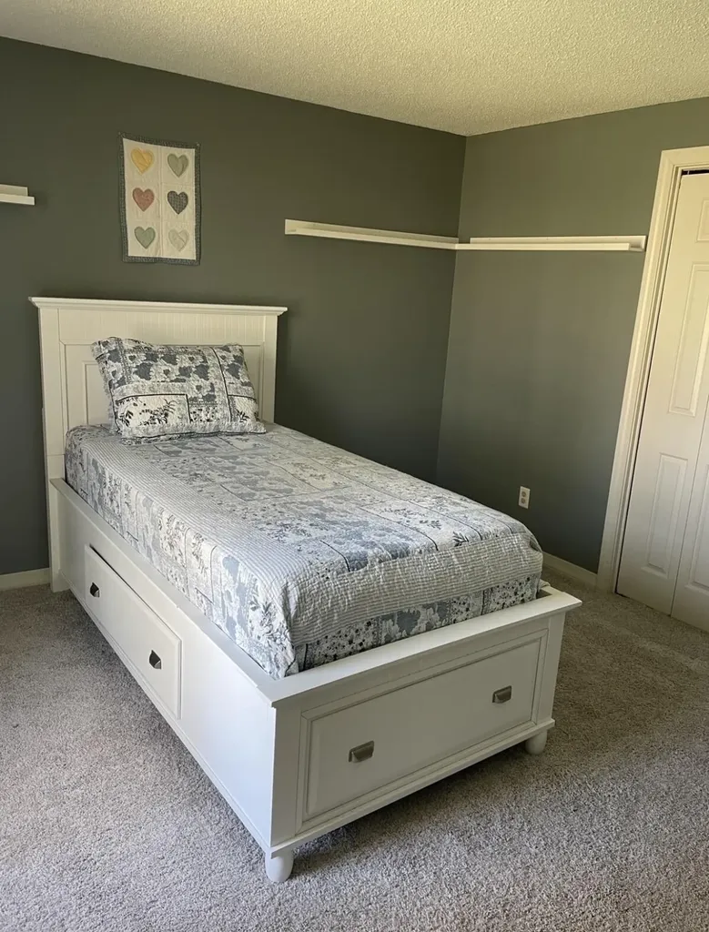 28 Woodhaven Drive Kennebunk ME 04043