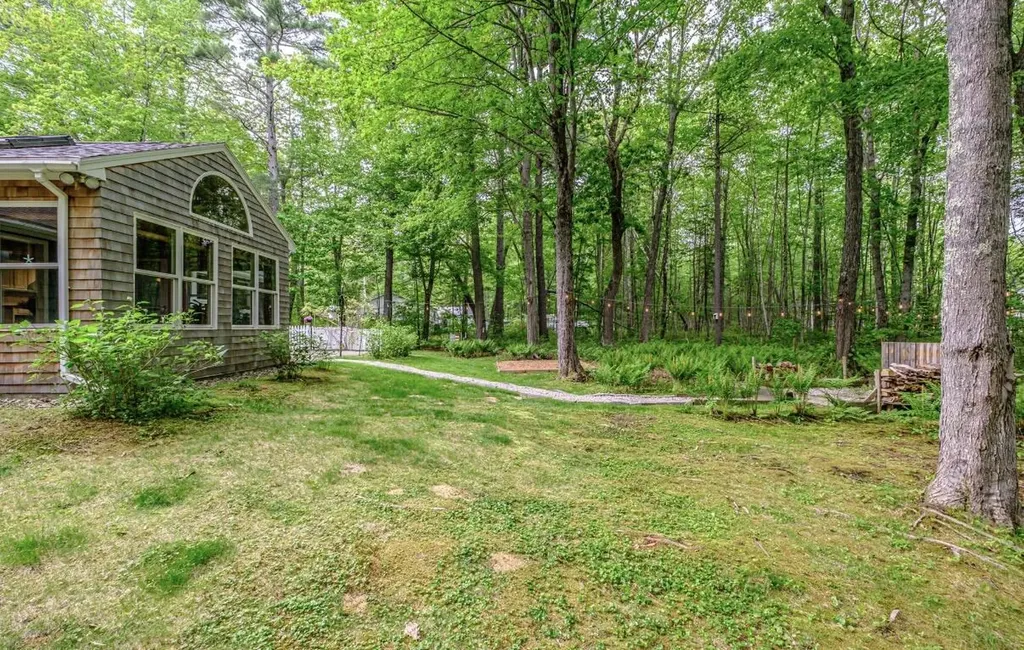 28 Woodhaven Drive Kennebunk ME 04043