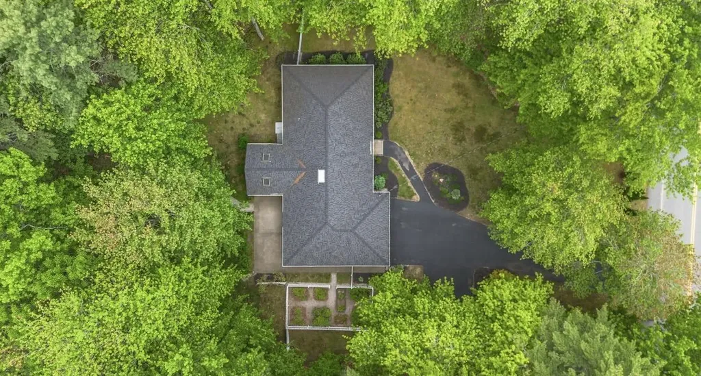 28 Woodhaven Drive Kennebunk ME 04043