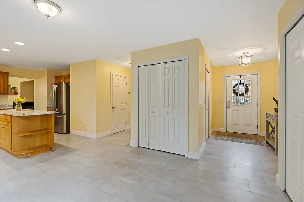 7 Moyse Road Winterport ME 04496