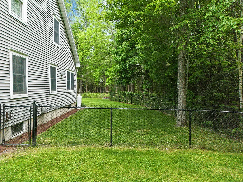 7 Moyse Road Winterport ME 04496