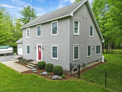 7 Moyse Road Winterport ME 04496