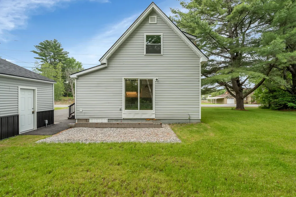 1618 Hotel Road Auburn ME 04210