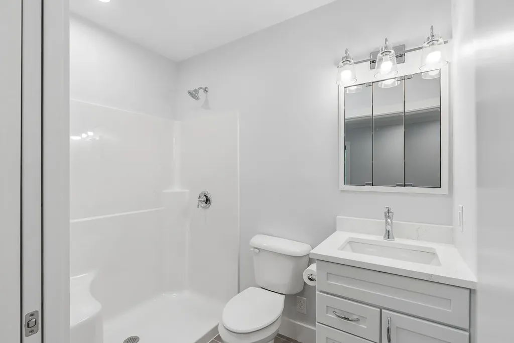 74 New Biddeford Road Kennebunkport ME 04046