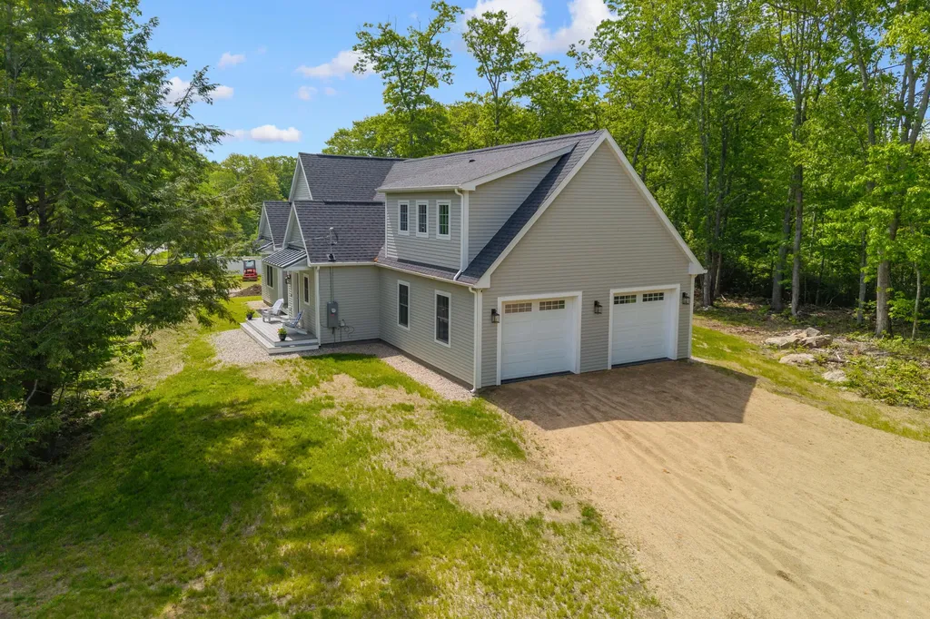 74 New Biddeford Road Kennebunkport ME 04046