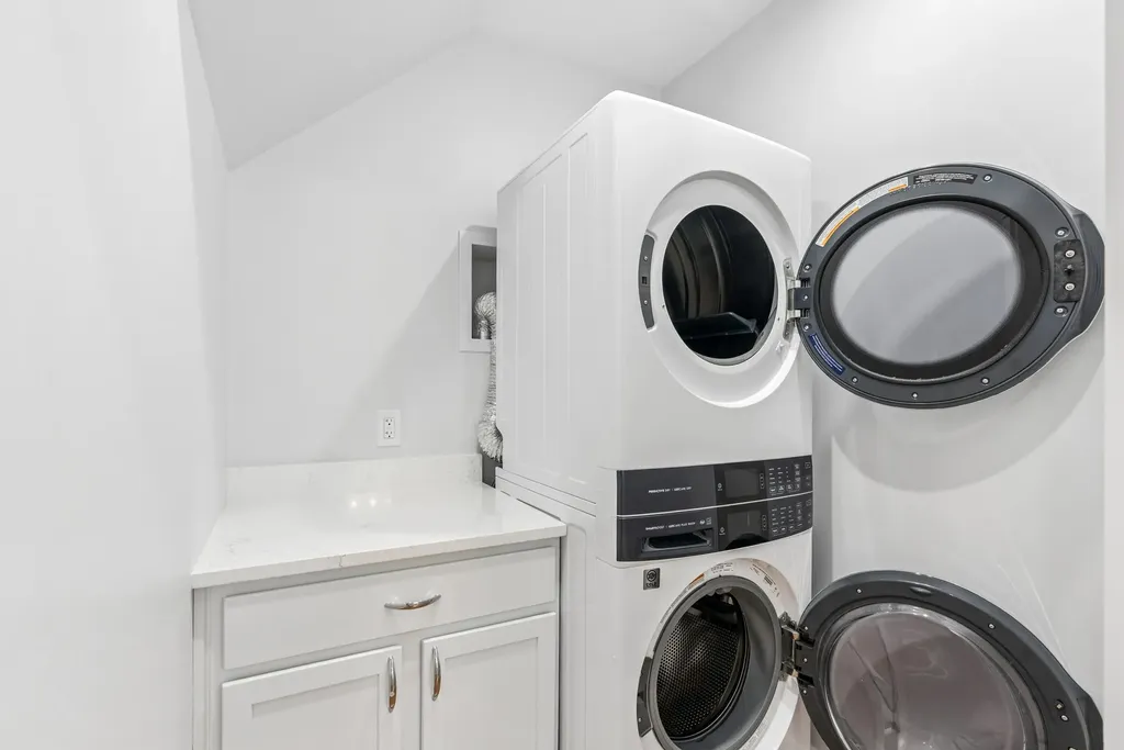 74 New Biddeford Road Kennebunkport ME 04046