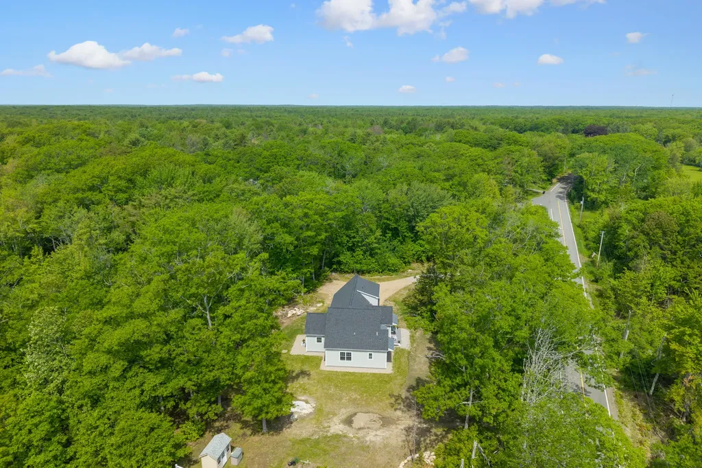 74 New Biddeford Road Kennebunkport ME 04046
