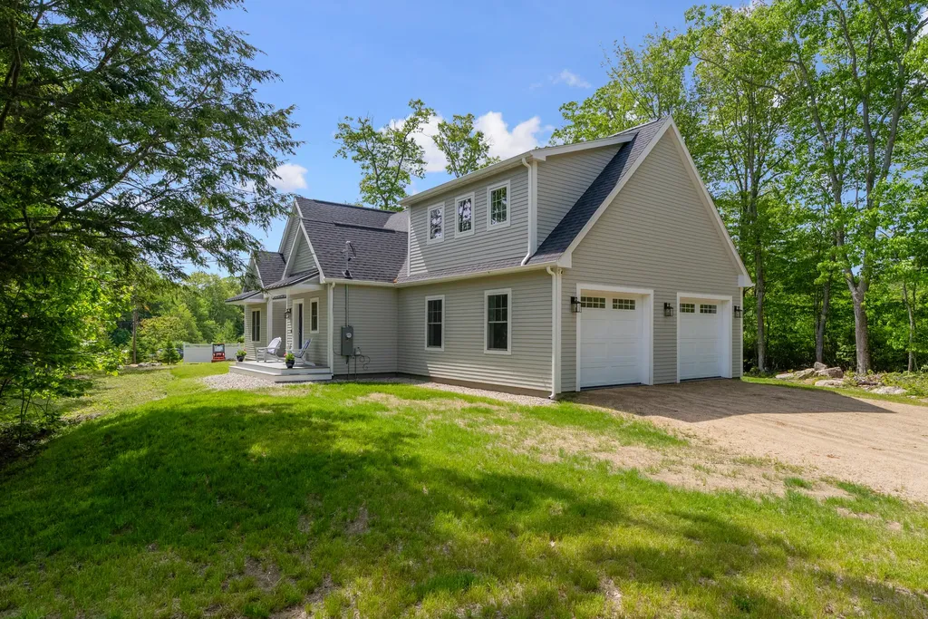 74 New Biddeford Road Kennebunkport ME 04046