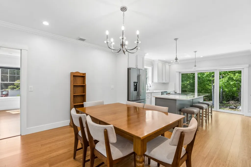 74 New Biddeford Road Kennebunkport ME 04046