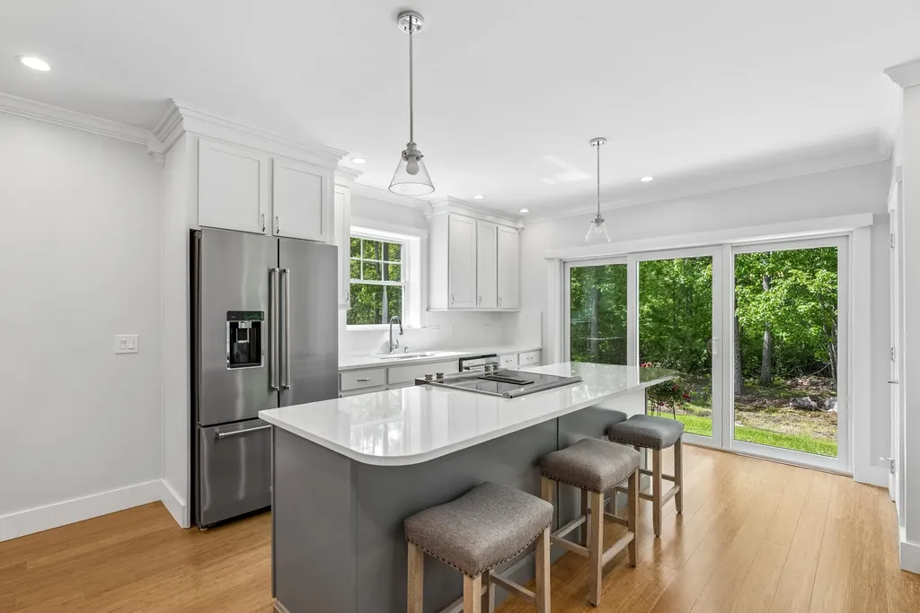 74 New Biddeford Road Kennebunkport ME 04046