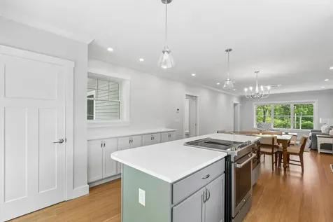 74 New Biddeford Road Kennebunkport ME 04046