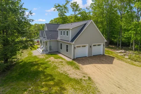 74 New Biddeford Road Kennebunkport ME 04046