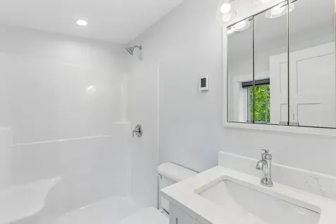 74 New Biddeford Road Kennebunkport ME 04046