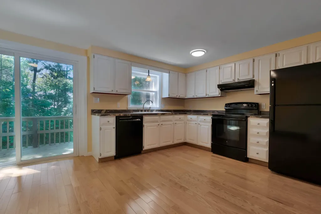 60 Brown Street Kennebunk ME 04043