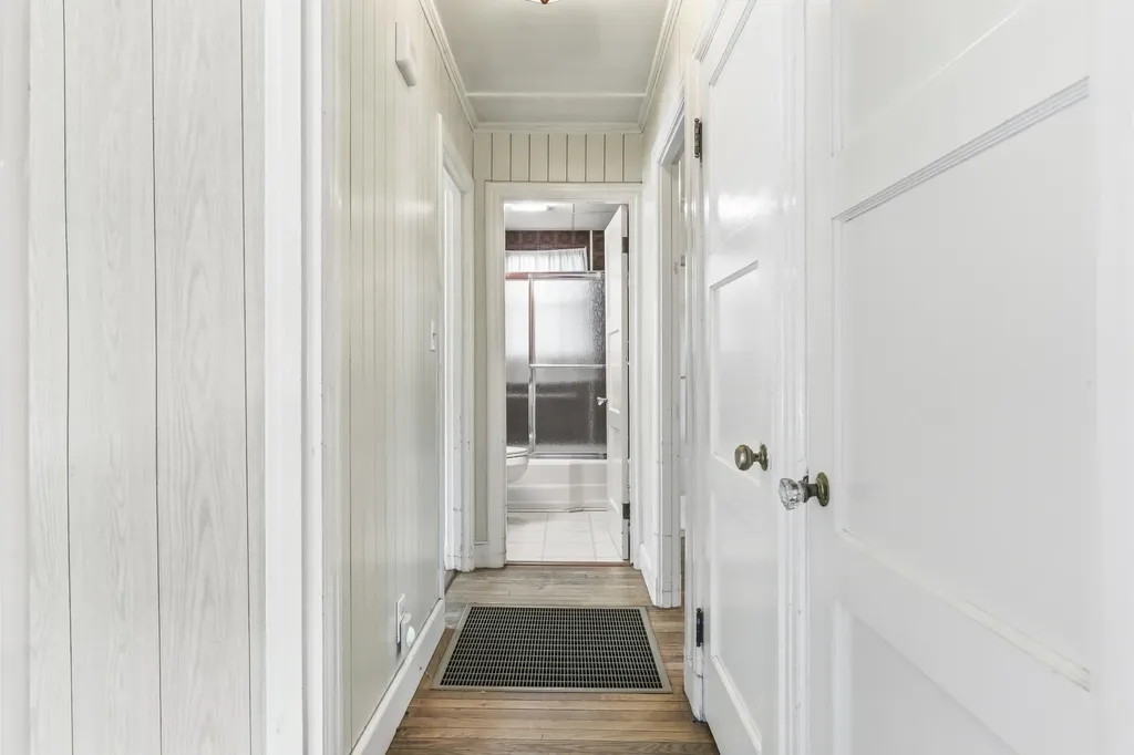 27 Edgemont Avenue Waterville ME 04901