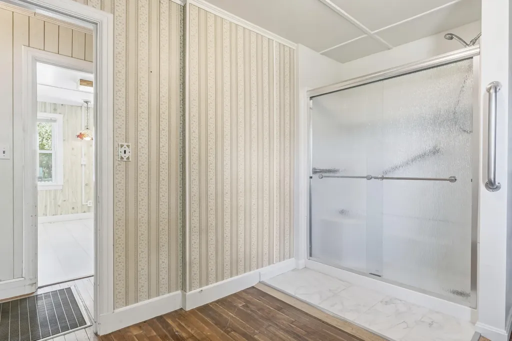 27 Edgemont Avenue Waterville ME 04901