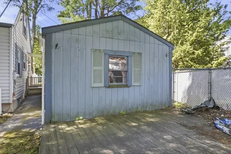27 Edgemont Avenue Waterville ME 04901
