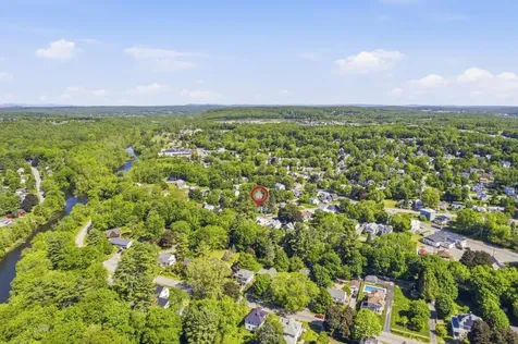 27 Edgemont Avenue Waterville ME 04901