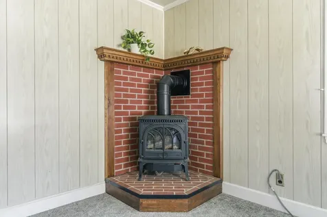 27 Edgemont Avenue Waterville ME 04901