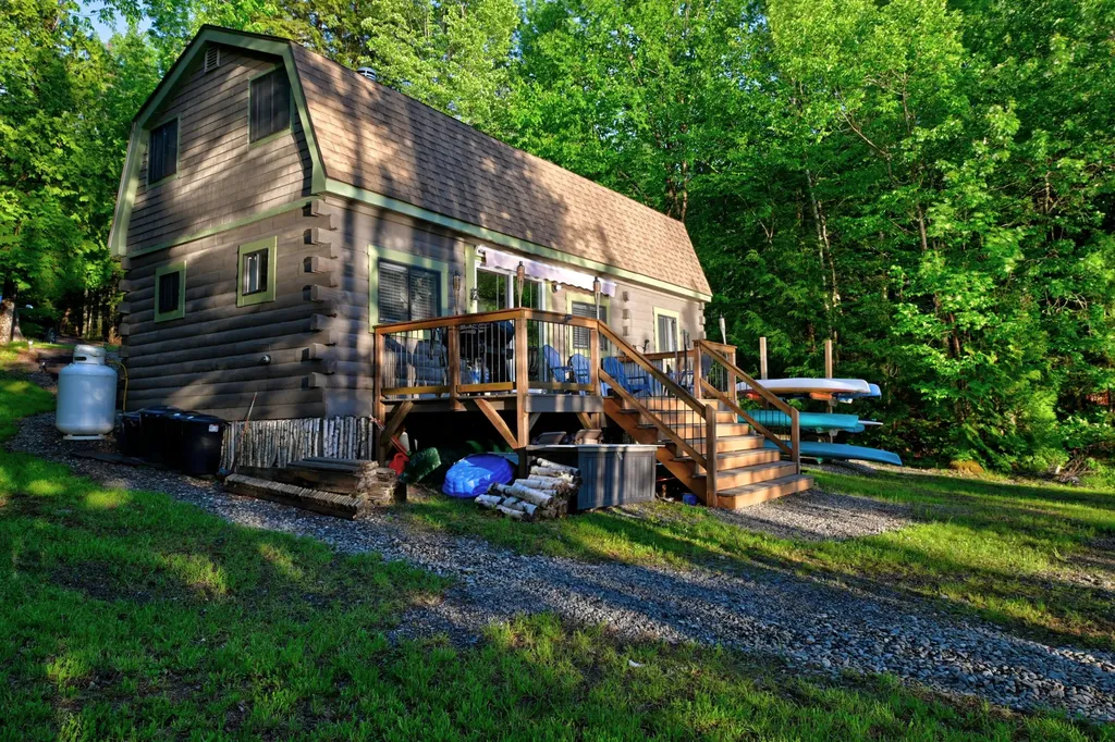 122 Hoover Lane Lincoln ME 04457