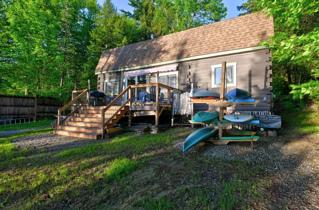 122 Hoover Lane Lincoln ME 04457