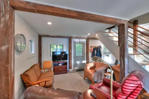 122 Hoover Lane Lincoln ME 04457