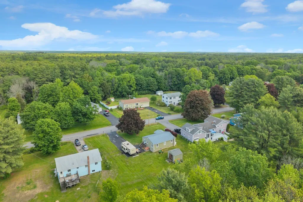 29 Eaton Drive Buxton ME 04093
