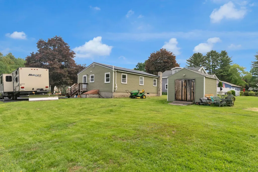 29 Eaton Drive Buxton ME 04093
