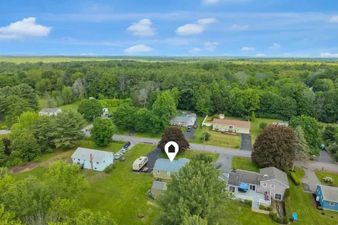 29 Eaton Drive Buxton ME 04093