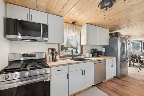 29 Eaton Drive Buxton ME 04093