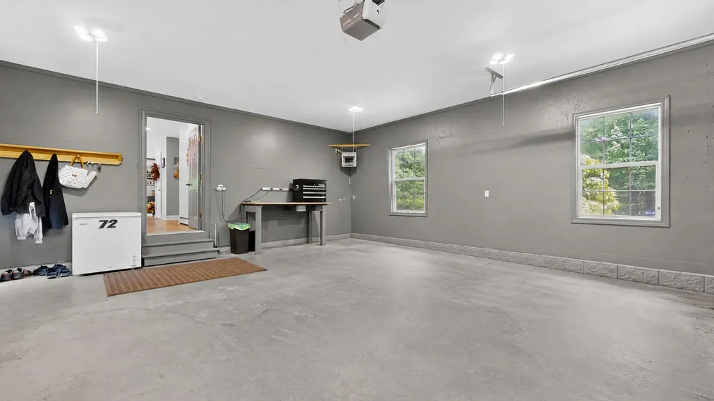 4 Chase Street Standish ME 04084
