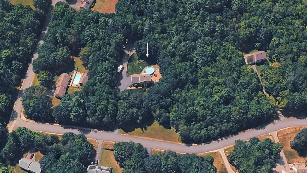 4 Chase Street Standish ME 04084