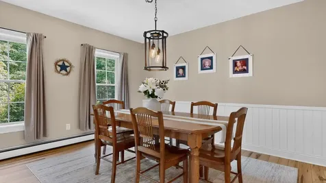 4 Chase Street Standish ME 04084