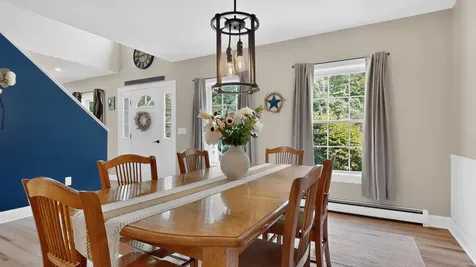 4 Chase Street Standish ME 04084