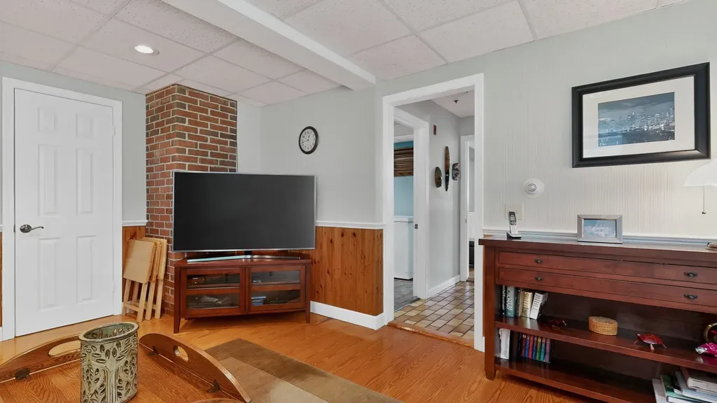 74 Waterhouse Road Gorham ME 04038