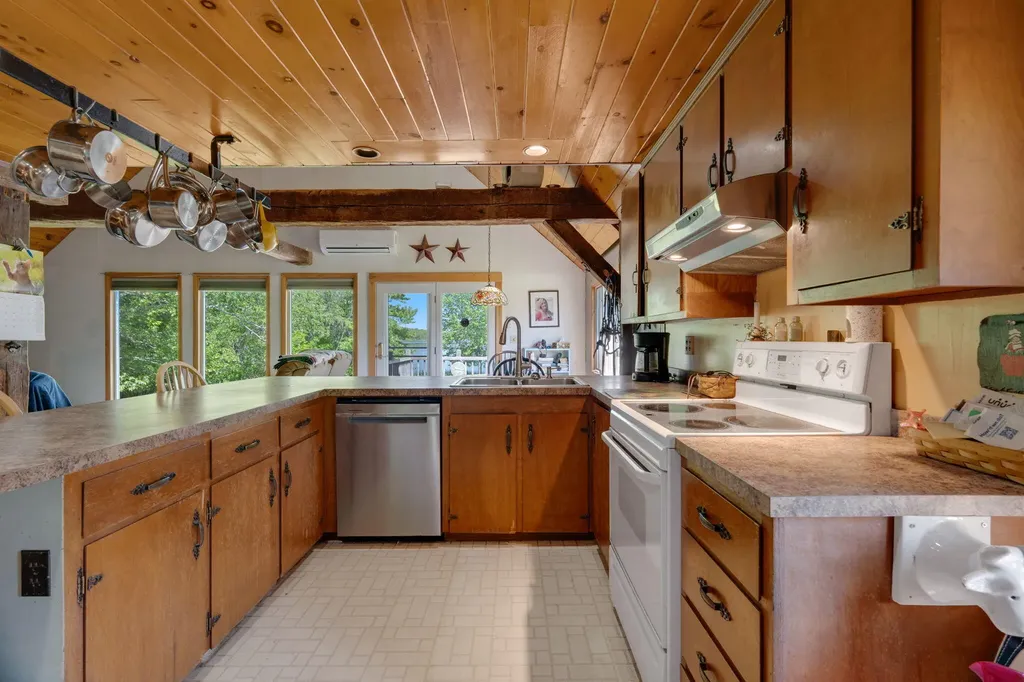 46 Lang Hill Road Palmyra ME 04965