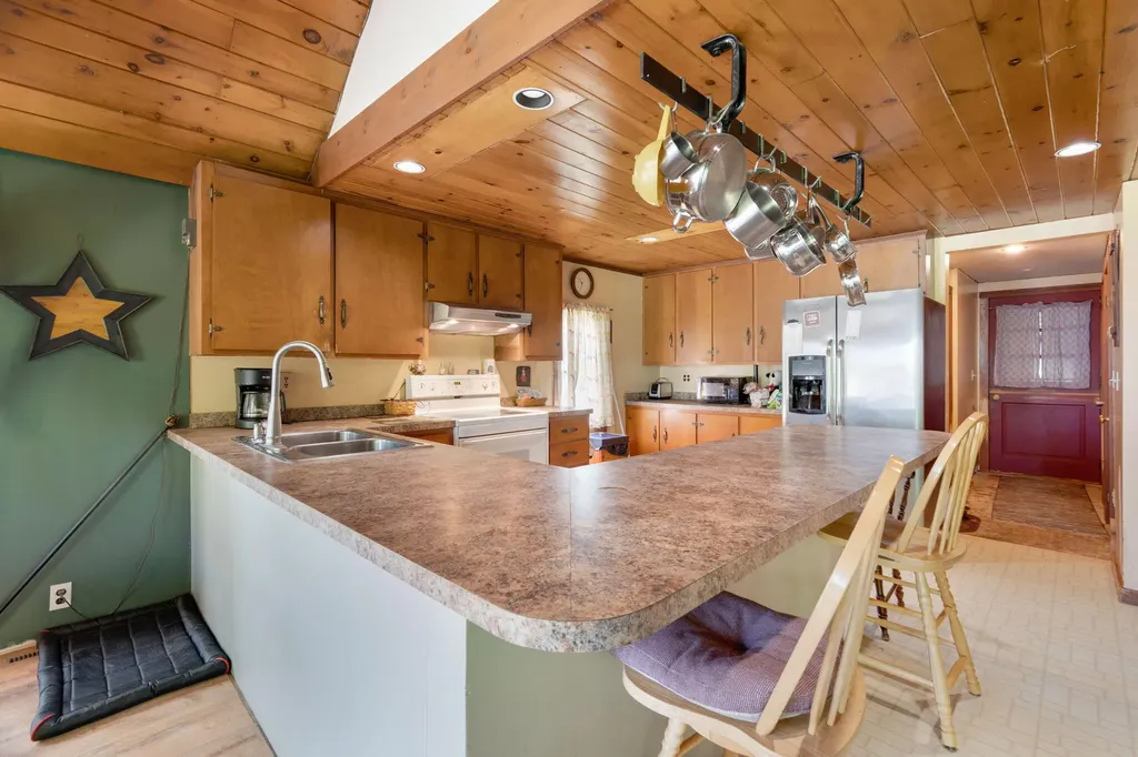 46 Lang Hill Road Palmyra ME 04965