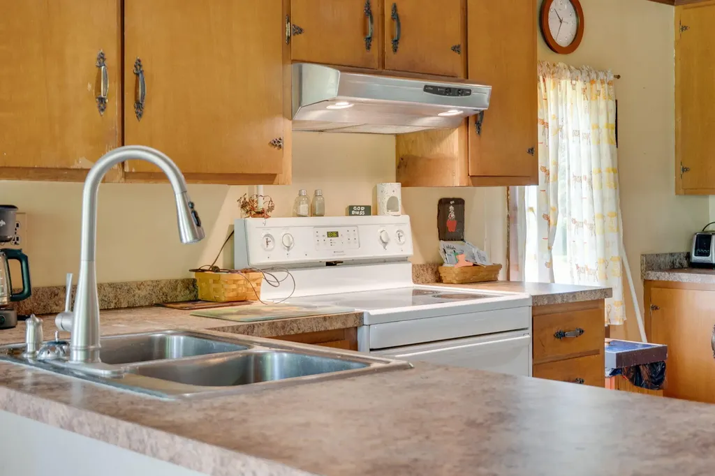 46 Lang Hill Road Palmyra ME 04965