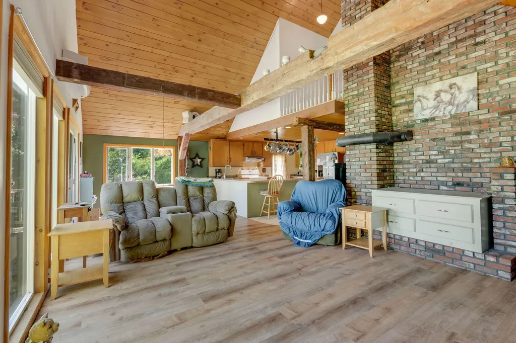46 Lang Hill Road Palmyra ME 04965