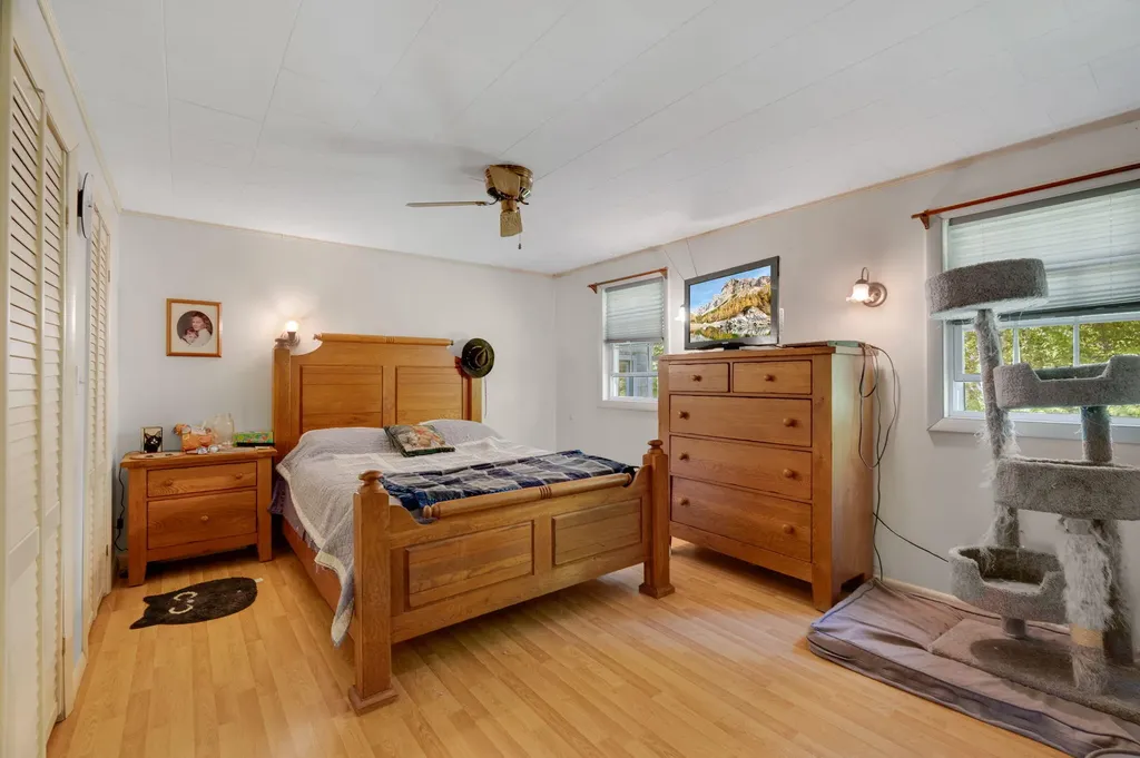 46 Lang Hill Road Palmyra ME 04965