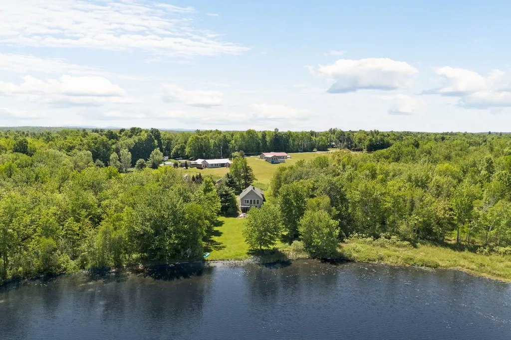 46 Lang Hill Road Palmyra ME 04965